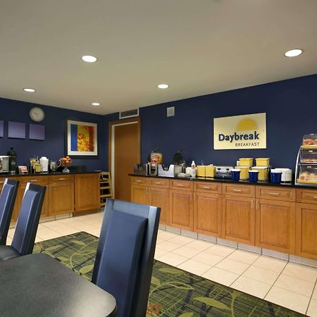 Days Inn By Wyndham Chattanooga/Hamilton Place Exteriér fotografie