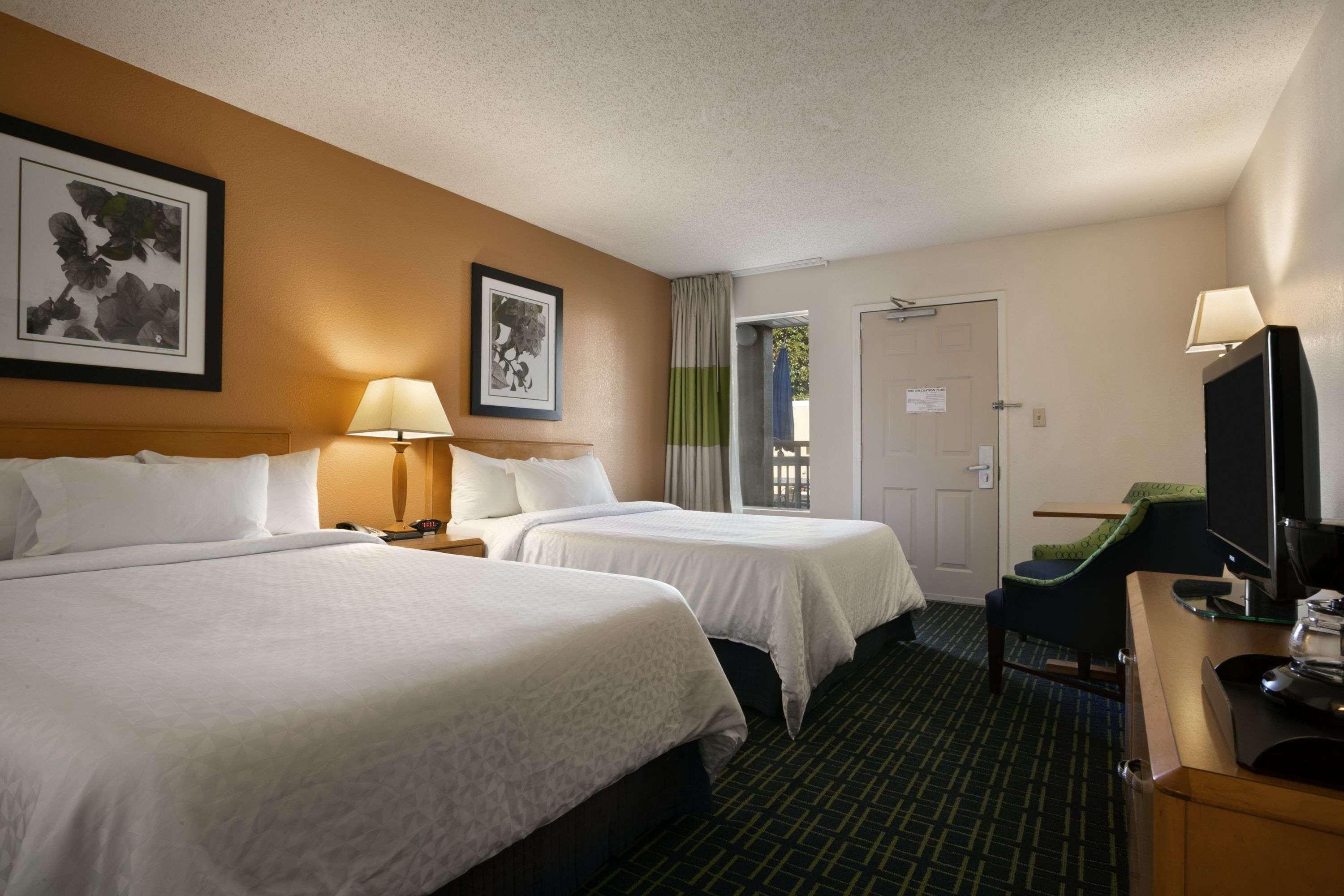 Days Inn By Wyndham Chattanooga/Hamilton Place Exteriér fotografie