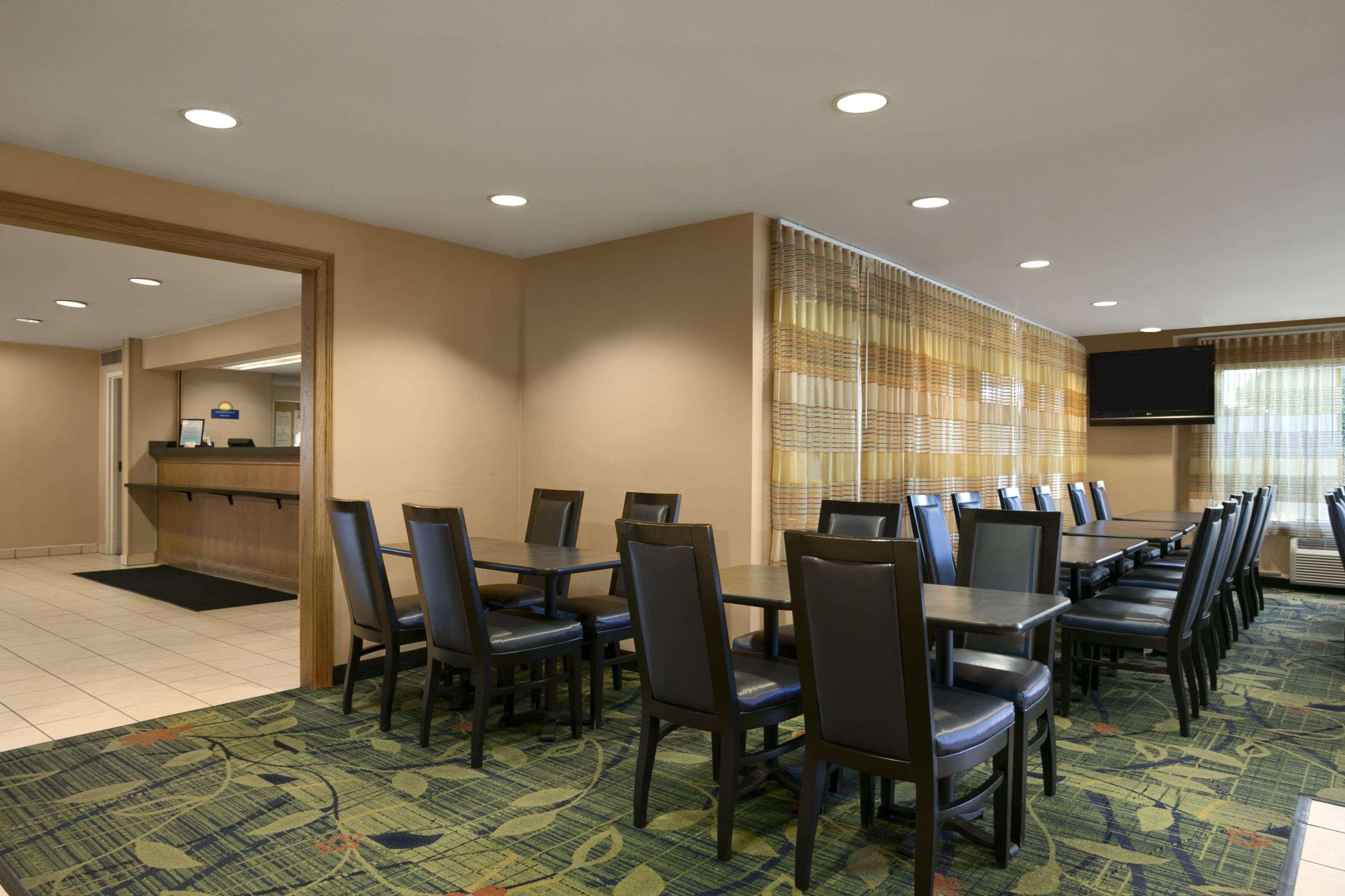 Days Inn By Wyndham Chattanooga/Hamilton Place Exteriér fotografie
