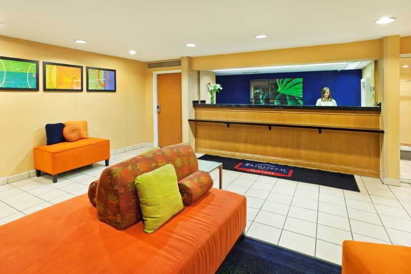 Days Inn By Wyndham Chattanooga/Hamilton Place Exteriér fotografie