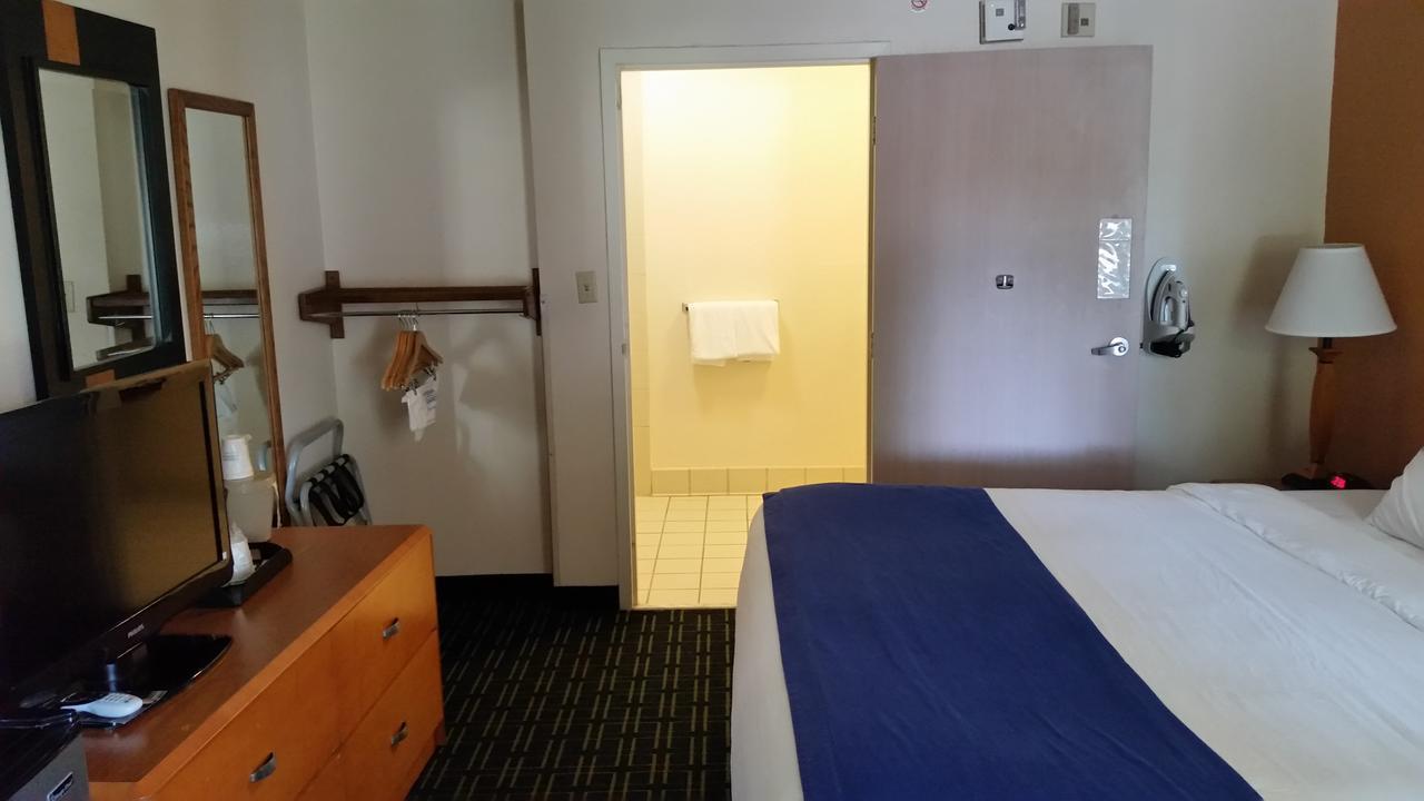 Days Inn By Wyndham Chattanooga/Hamilton Place Exteriér fotografie